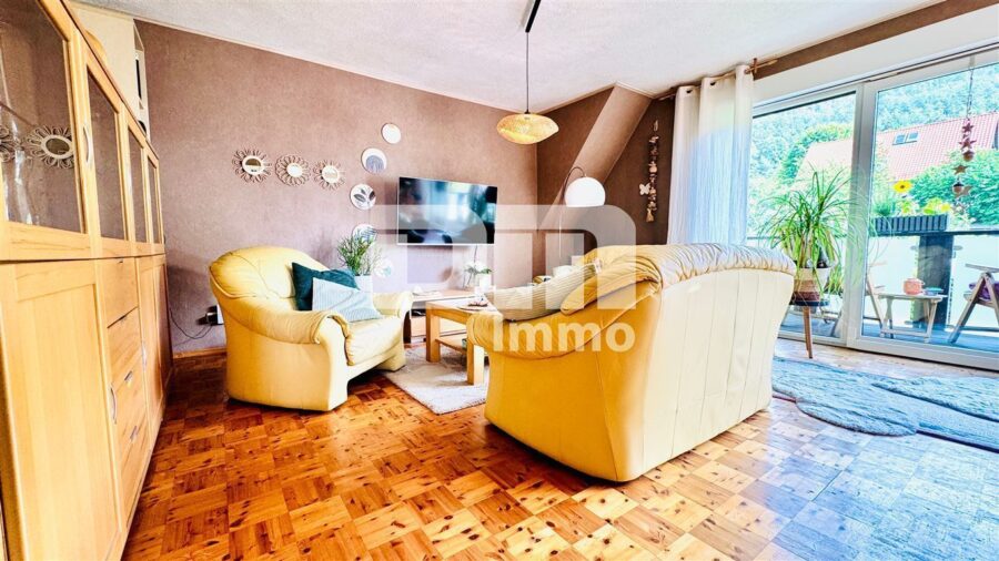 (Re)serviert!!!Hochwertiges 1-2 Familienhaus mit Nebengebäude in begehrter Lage mit vielen Extras - OG / DG Offener Wohnbereich / Zugang Balkon